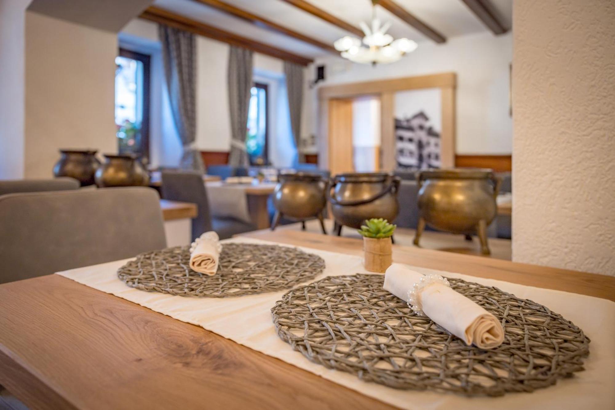 Il Cavallino - Albergo & Appartamenti Sappada Luaran gambar