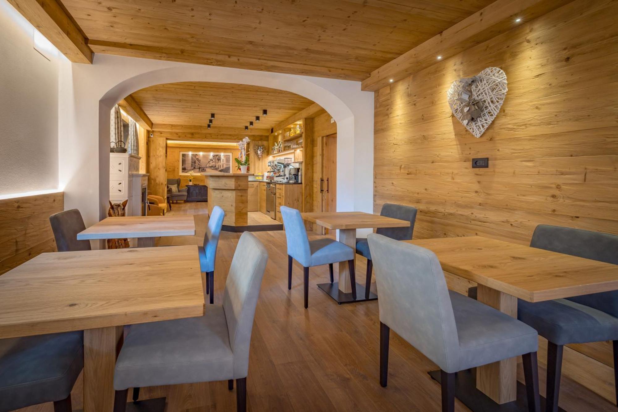 Il Cavallino - Albergo & Appartamenti Sappada Luaran gambar